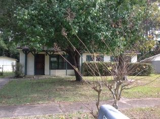 260 Anderson Dr, Mary Esther, FL 32569