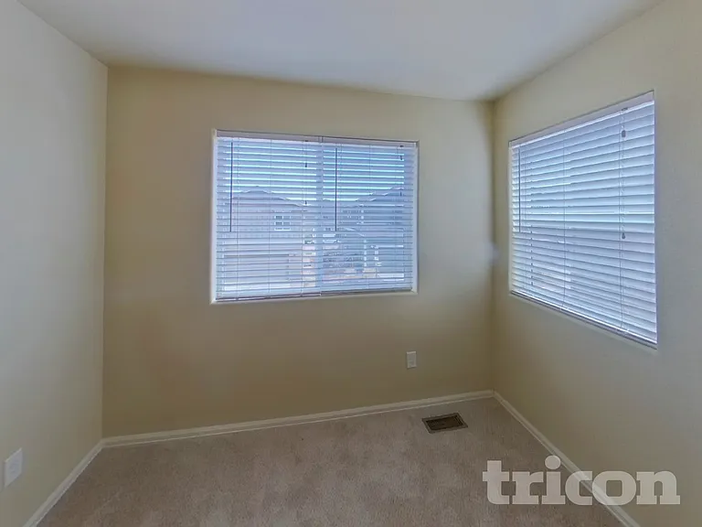 2528 Gilpin Ave — Photo 13