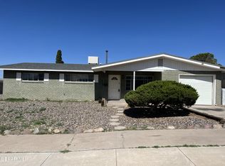 104 De Leon Dr, El Paso, TX 79912