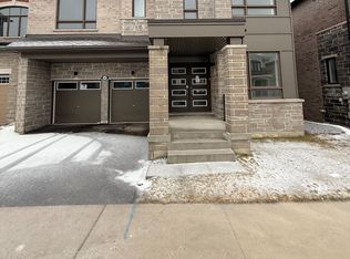 1421 Swallowtail Ln, Pickering, ON