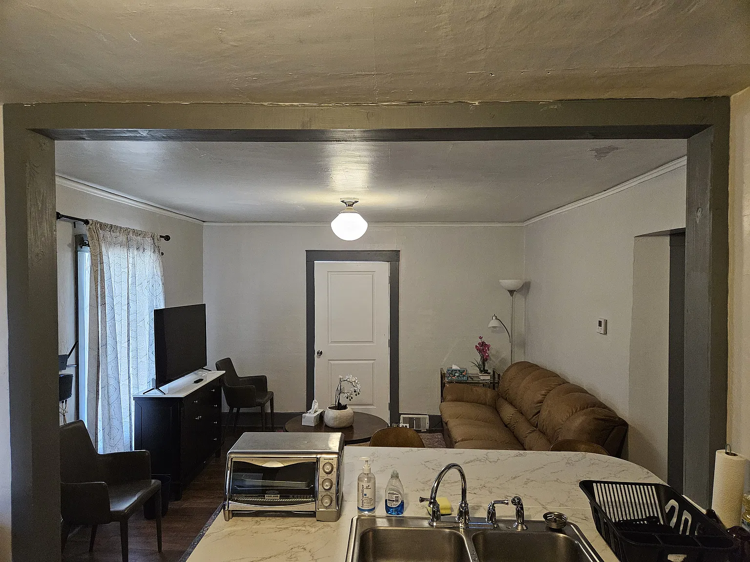 517 Hayes Ave — Photo 3