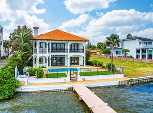 1 18th Ave S, Lake Worth, FL 33460