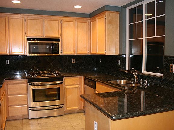 NEW: GRANITE COUNTERS, STNLSS STL APPLIANCES, SINK, FIXTUR                    