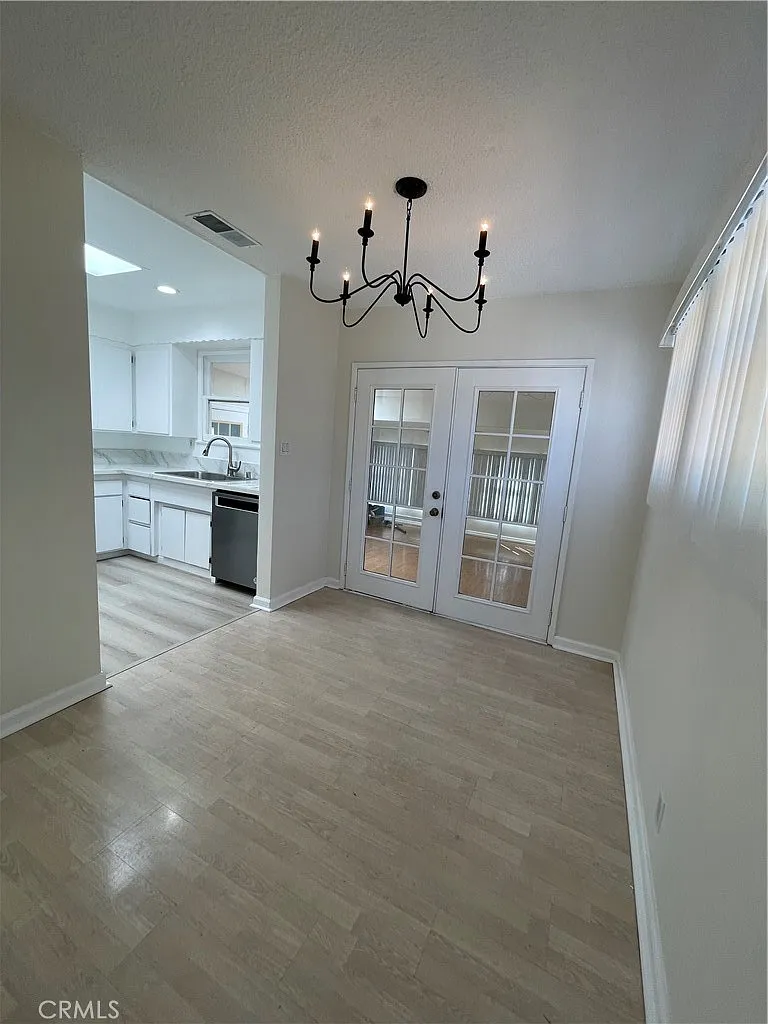 4 bed, 1556 sqft, $5,000 — Photo 3