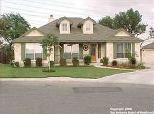 9202 Putnam Dr, Helotes, TX 78023