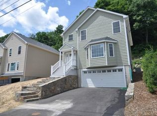 43 Ojibwa Trl, Shelton, CT 06484