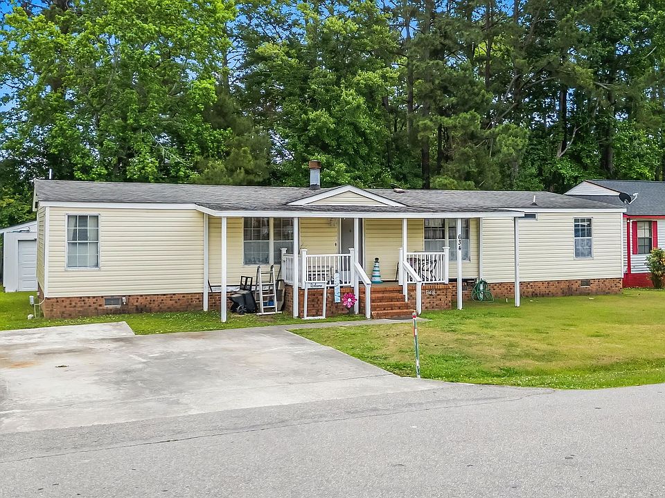 1st image of 634 River Bend Rd.