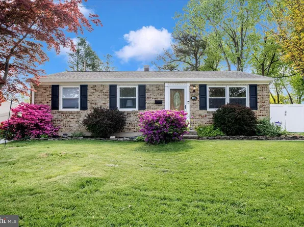 305 Glyndon Dr, Reisterstown, MD 21136