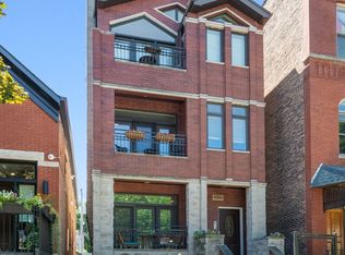 2037 W Erie St APT 1, Chicago, IL 60612