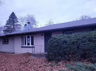 730 Ralston Rd, Machesney Park, IL 61115