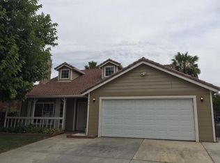 538 Stonewood Dr, Los Banos, CA 93635