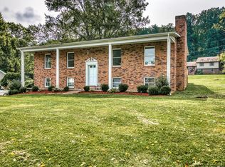 31260 Lee Hwy, Glade Spring, VA 24340