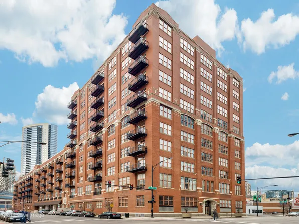 360 W Illinois St APT 10F, Chicago, IL 60654