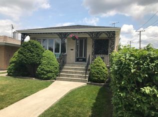 7845 Leamington Ave, Burbank, IL 60459