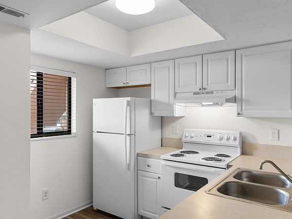 5th image of 1101 2nd Ave. N #2004