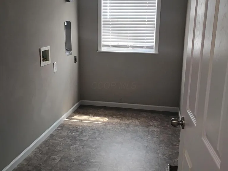 1453 Hoovler Way — Photo 16