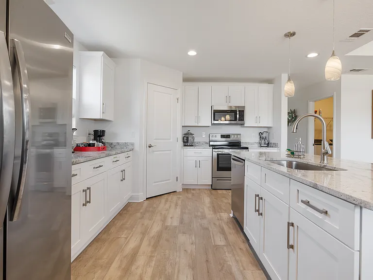 9288 E River Dr — Photo 14