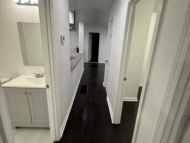 6343 Westbury Rd — Photo 5