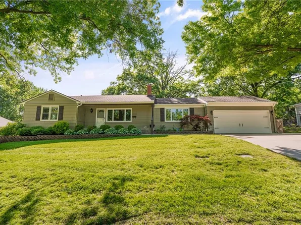 10000 Holly St, Kansas City, MO 64114