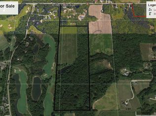 6092 136th Ave, Saugatuck, MI 49453