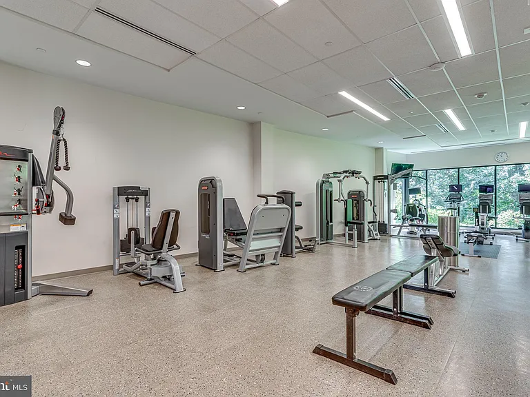 5904 Mount Eagle Dr #903 — Photo 30