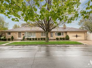 6200 S Mayfield Ave, Chicago, IL 60638