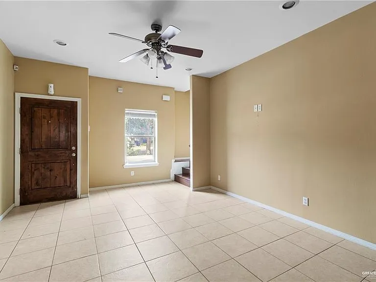 3005 S L St #2 — Photo 5