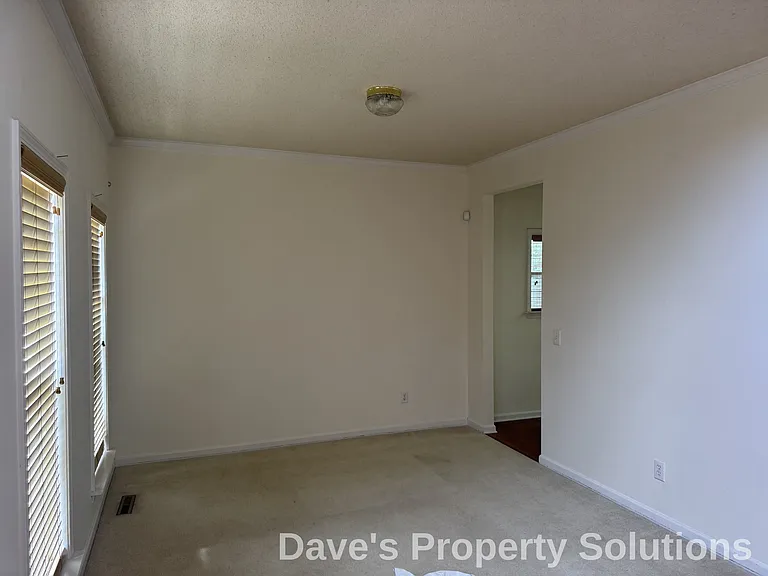 5265 Ivystone Ln — Photo 4