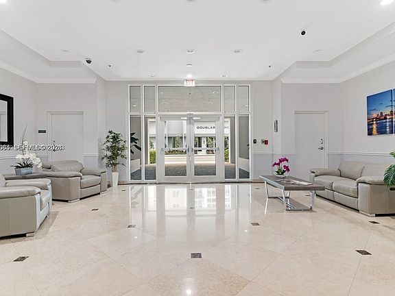 3rd image of 60 NW 37th Ave APT 605