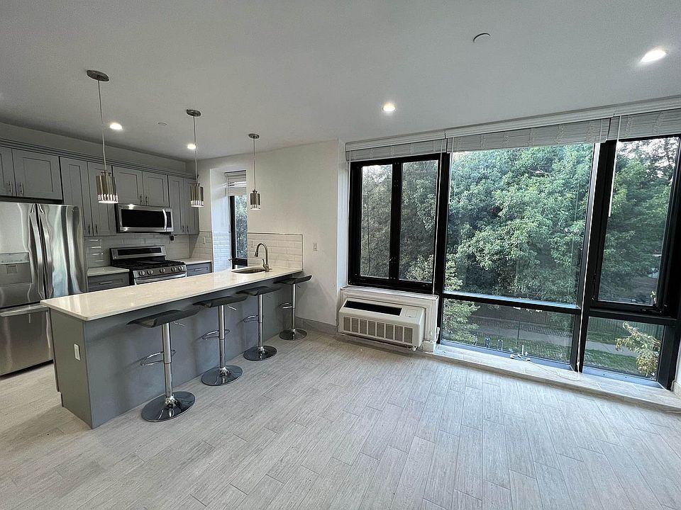 1st image of 766 Macon St #4