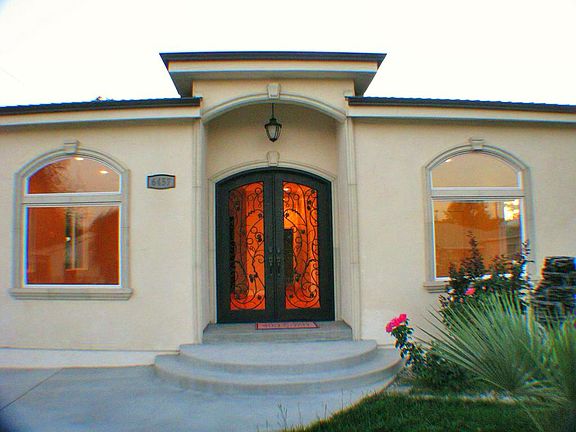 2nd image of 6457 Babcock Ave