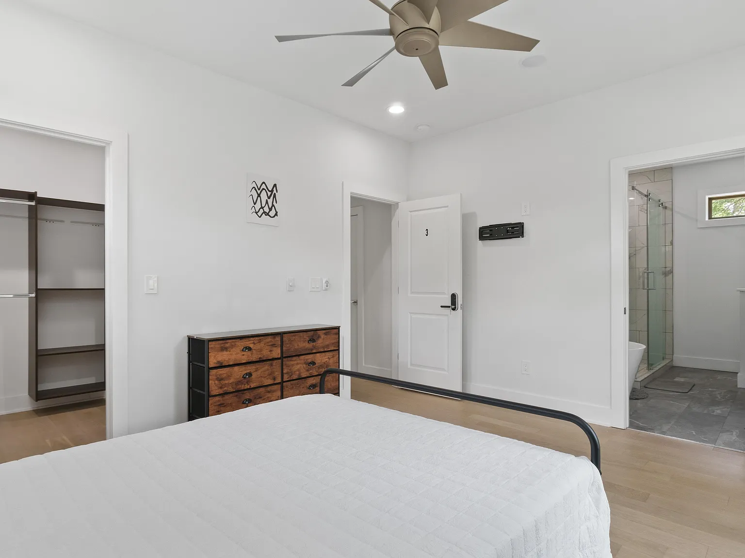 4 bed, 3.5 bath, 2963 sqft, $1,711 — Photo 4