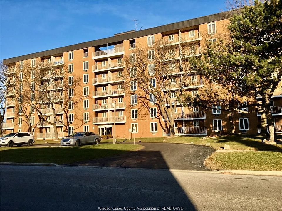 1st image of 6554 Thornberry Cres