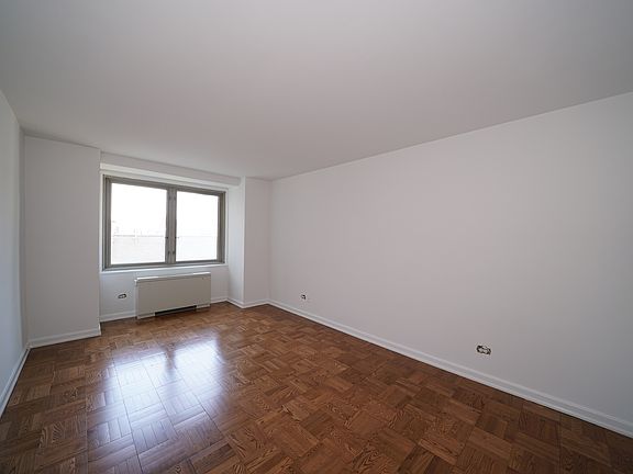 5th image of 444 E 82nd St APT 7F
