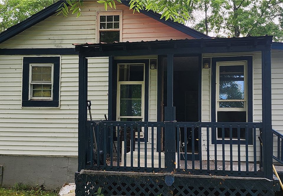 1st image of 114 Lafayette Ave