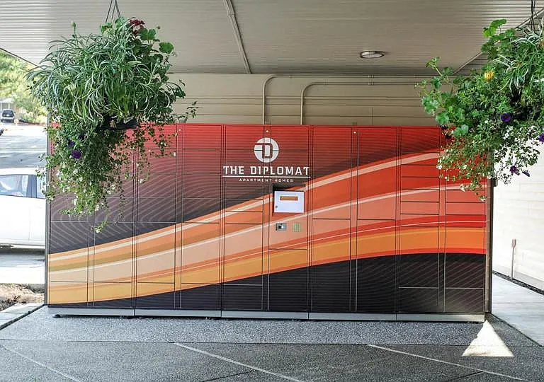 The Diplomat — Photo 11
