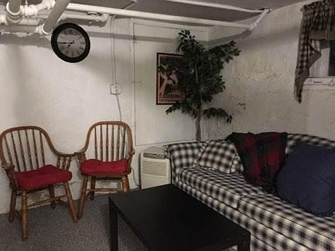 3rd image of 304 S Church St