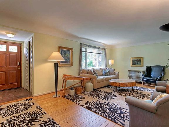 4th image of 5756 Charteroak Dr