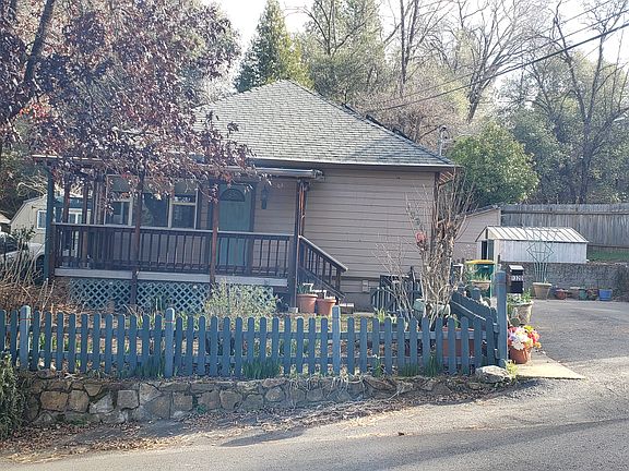 2nd image of 1320 Dimity Ln