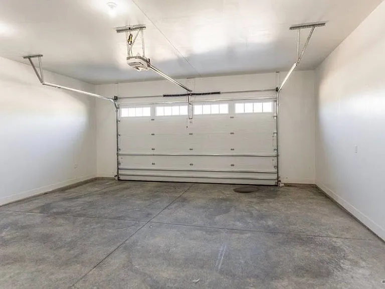 7409 Grand Arbor Ct — Photo 19