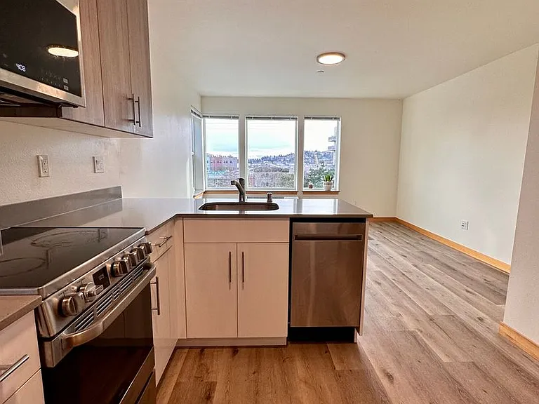 Ballard 58 — Photo 25