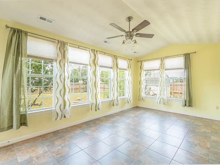 3212 Hearring Way — Photo 9