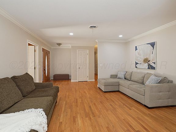 4th image of 4410 Olsen Blvd
