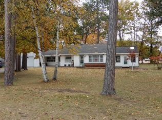 6021 18.25 Rd, Gladstone, MI 49837