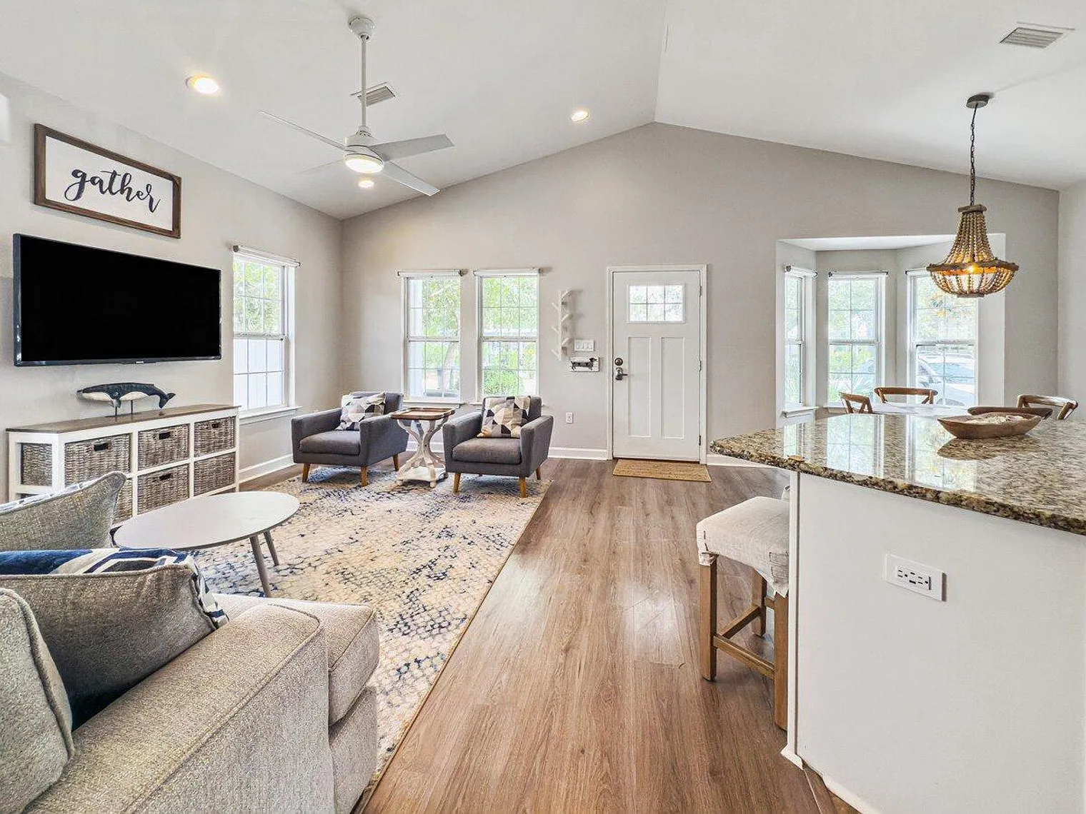 2 bed, 2.0 bath, 957 sqft, $3,835 — Photo 4