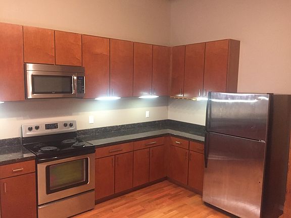 4th image of 1308 Washington Ave APT 3A