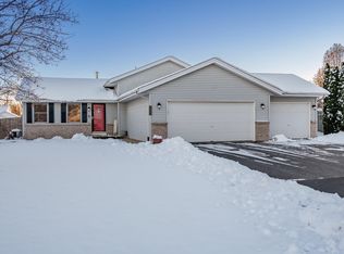 5784 Longest Dr, South Beloit, IL 61080