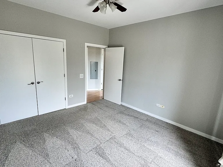 1075 W Roosevelt Rd #305 — Photo 16
