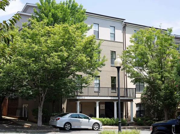 745 Walker Sq, Charlottesville, VA
