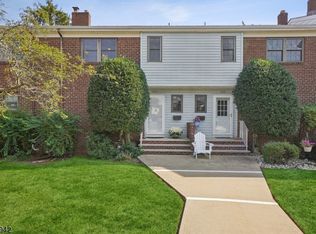 405 Windsor Ct, Hillsborough, NJ 08844